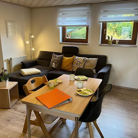 Gemuetliche Familienferienwohnung Im Obergeschoss