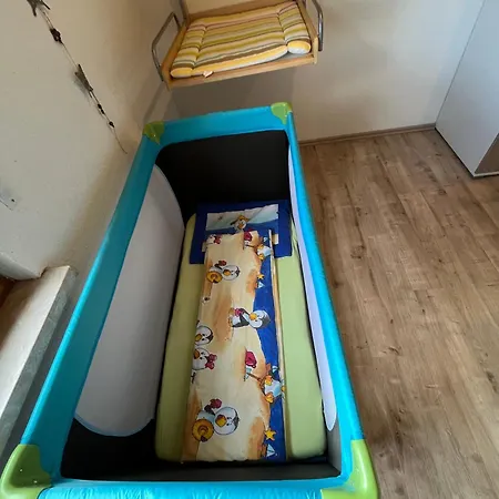Apartment Gemuetliche Familienferienwohnung Im Obergeschoss *