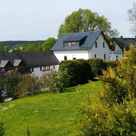Gemuetliche Familienferienwohnung Im Obergeschoss *